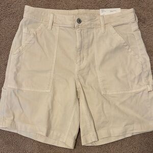 American Eagle Outfitters Cream Cargo Shorts